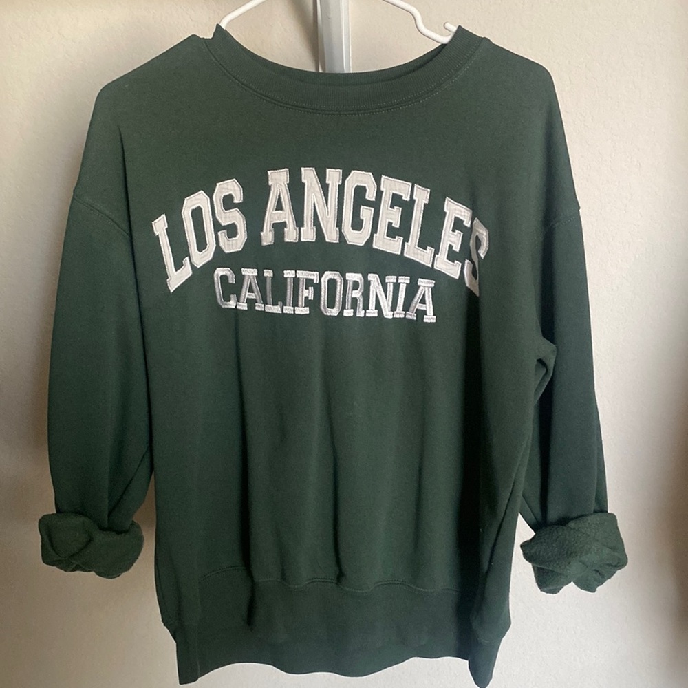 LA sweatshirt, Brand- Forever 21, Size- Medium, Color- emerald green